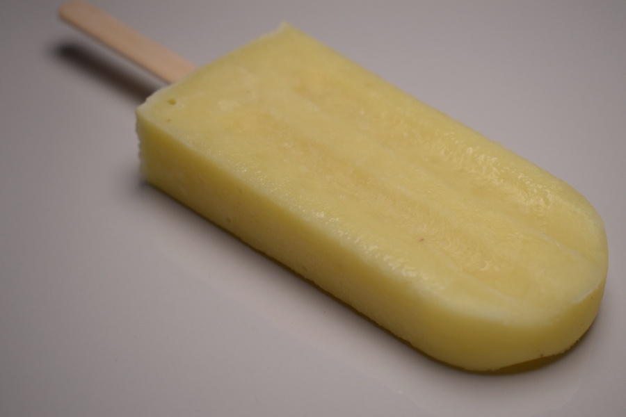 Helado casero de piña y coco