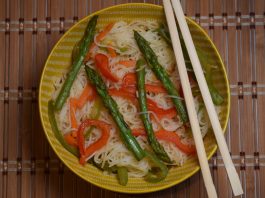 Receta de fideos de arroz con verduras